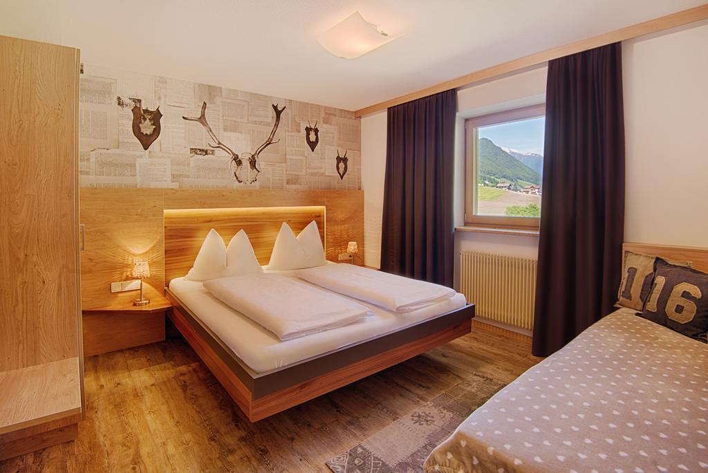 Residence Alpenrose Ahrntal Buitenkant foto